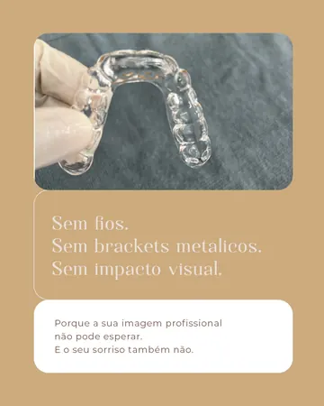 Carrossel Alinhador invisível: “Sem fios. Sem brackets metálicos. Sem impacto visual.”